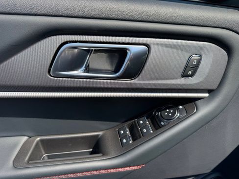 New 2025 Ford Explorer ST-Line image 26