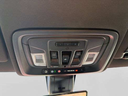 Used 2021 GMC Sierra 1500 AT4 w/ AT4 Value Package AWD/4WD image 29