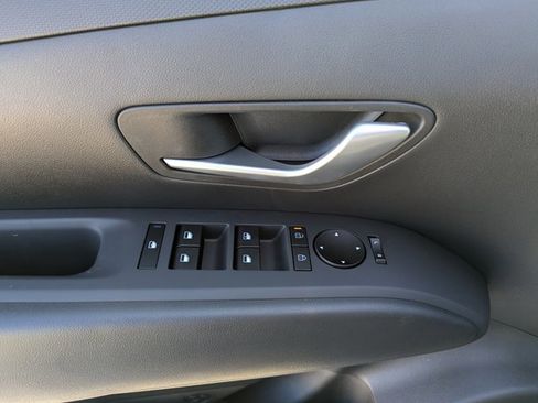 New 2026 Hyundai Tucson SE image 10