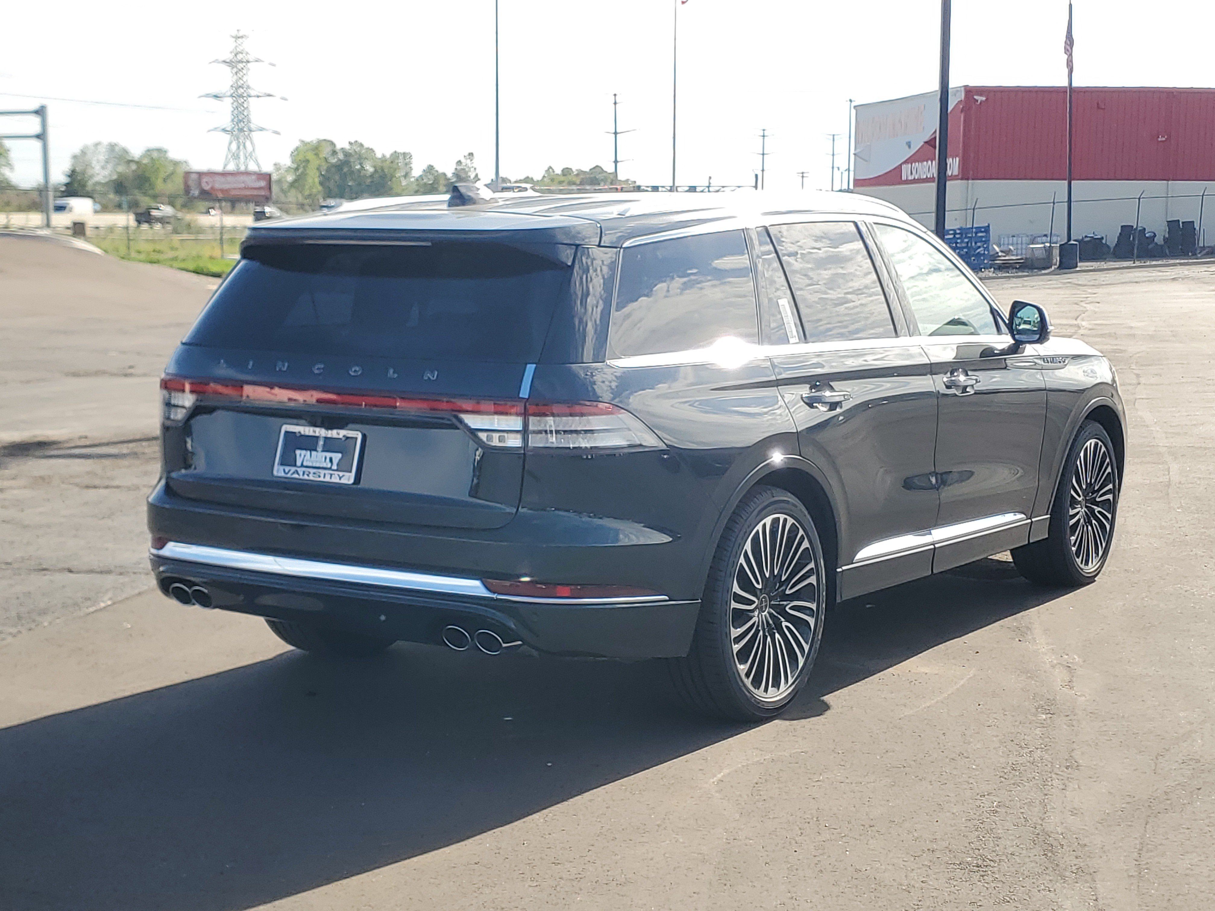 New 2027 Lincoln Aviator Black Label w/ Dynamic Handling Package AWD/4WD image 4
