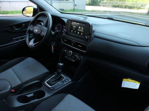 Used 2017 Hyundai Santa Fe Sport FWD image 25