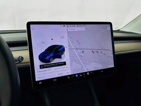Used 2023 Tesla Model Y AWD image 21