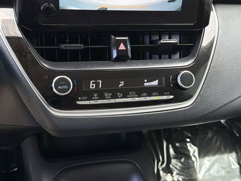 Used 2026 Toyota Corolla LE FWD image 29