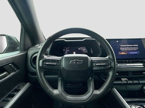 Used 2023 Chevrolet Colorado Trail Boss w/ Technology Package image 11