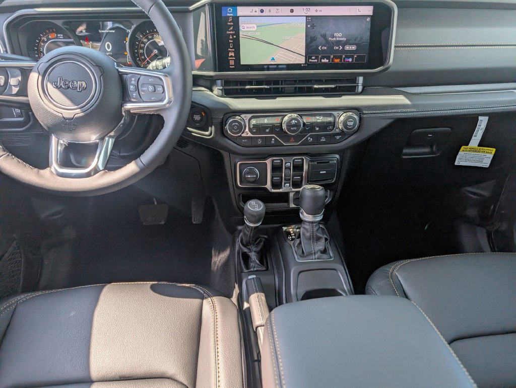 New 2026 Jeep Wrangler Unlimited Sahara AWD/4WD image 22