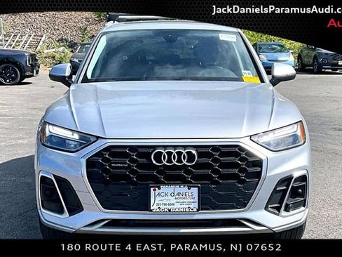 Certified 2023 Audi Q5 2.0T Premium w/ Convenience Package AWD/4WD image 3