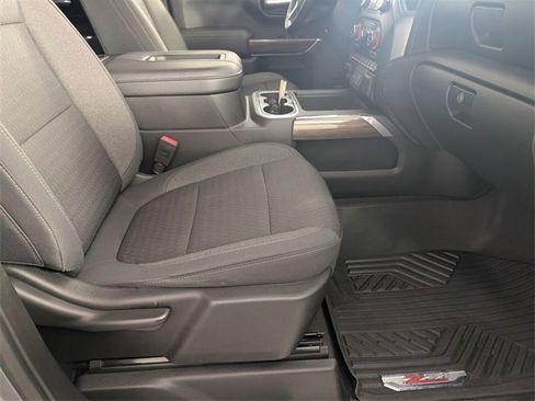 Used 2020 Chevrolet Silverado 1500 LT Trail Boss image 31