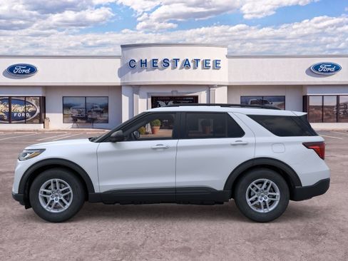 New 2026 Ford Explorer Active RWD image 3