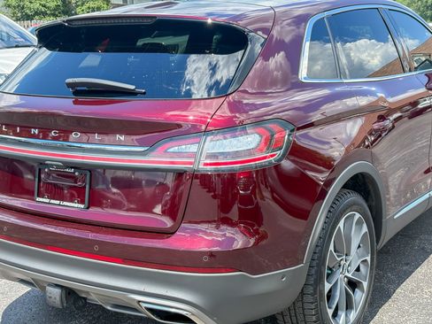 Used 2022 Lincoln Nautilus Reserve w/ Equipment Group 201A AWD/4WD image 19