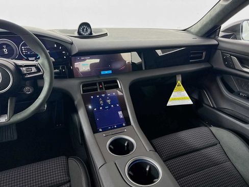 New 2025 Porsche Taycan Turbo AWD/4WD image 47