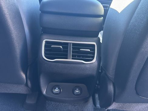 Used 2023 Hyundai Santa Fe SEL image 20