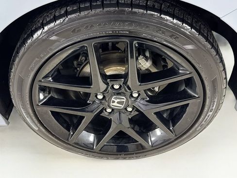 Used 2024 Honda Civic Sport image 35