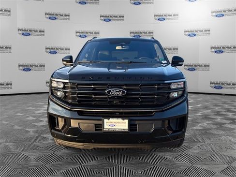 New 2025 Ford Expedition Max Platinum w/ Stealth Appearance Package image 8
