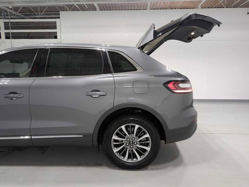 Certified 2023 Lincoln Nautilus AWD w/ Premium Package image 11