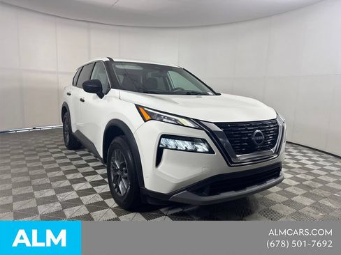 Used 2022 Nissan Rogue S FWD image 4