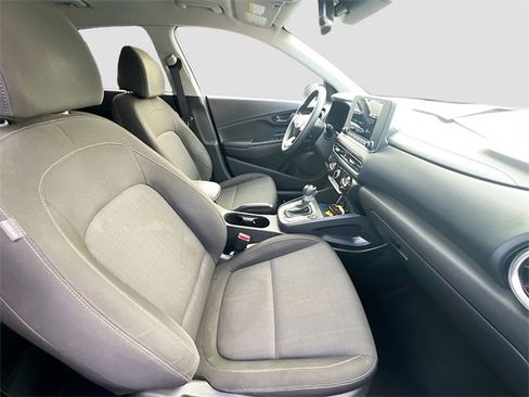 Used 2022 Hyundai Kona SEL w/ Cargo Package image 25