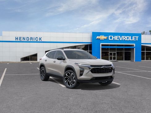 New 2026 Chevrolet Trax RS FWD image 2