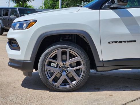 New 2026 Jeep Compass Limited AWD/4WD image 6