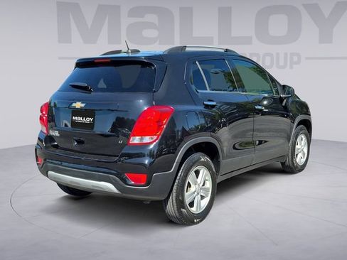 Used 2020 Chevrolet Trax LT w/ LT Convenience Package AWD/4WD image 5