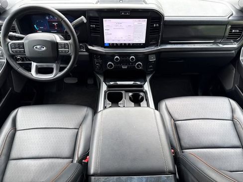 Used 2025 Ford F250 Lariat w/ FX4 Off-Road Package AWD/4WD image 12