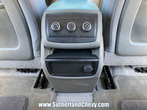 Used 2011 Chevrolet Traverse LT w/ Personal Connectivity Package FWD image 40
