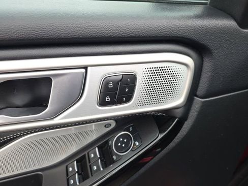 Used 2023 Ford Explorer ST w/ Equipment Group 401A image 21