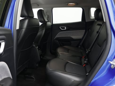Used 2022 Jeep Compass Latitude AWD/4WD image 27