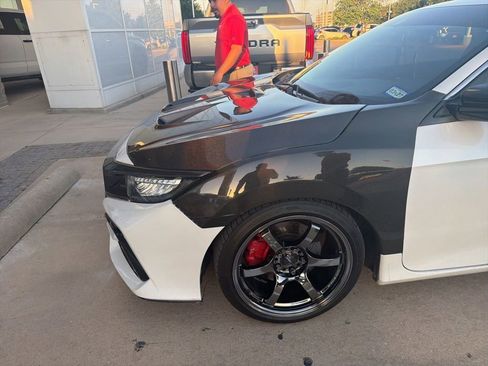 Used 2020 Honda Civic Si image 2