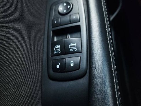 Used 2022 Dodge Challenger SXT w/ Blacktop Package RWD image 18