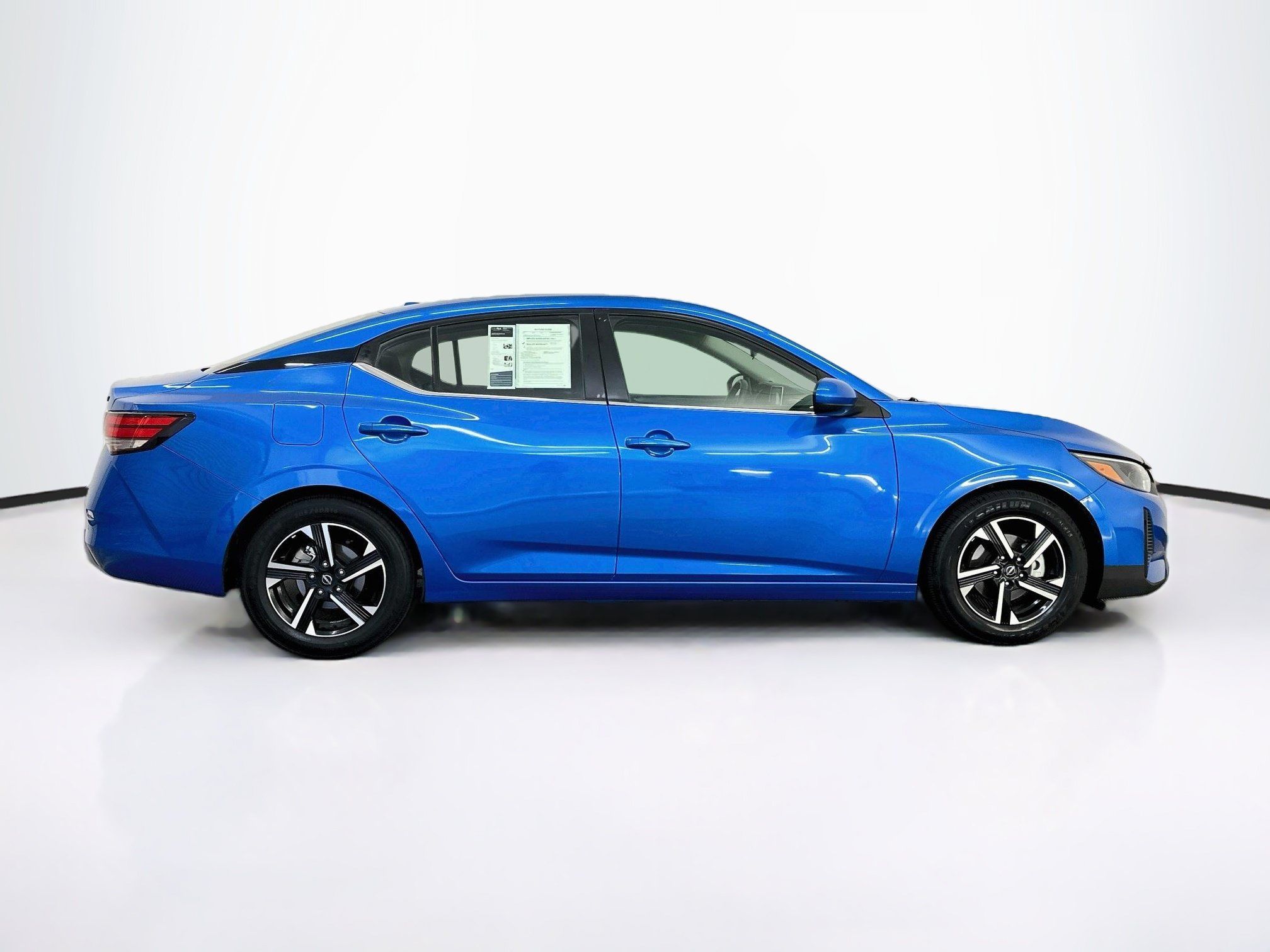 Used 2024 Nissan Sentra SV FWD image 10