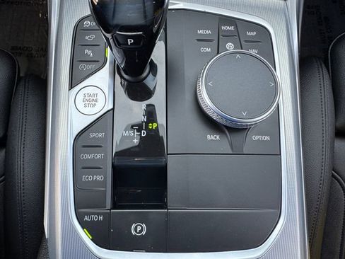 Used 2021 BMW 330i xDrive Sedan w/ M Sport Package image 28