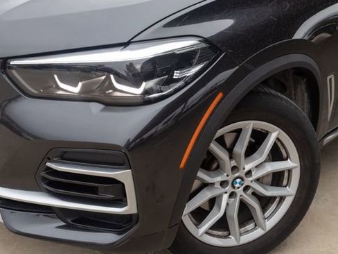 Used 2022 BMW X5 sDrive40i w/ Premium Package image 3