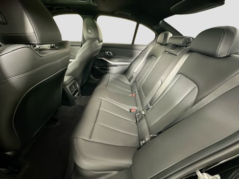 New 2026 BMW 330i Sedan w/ M Sport Package image 25