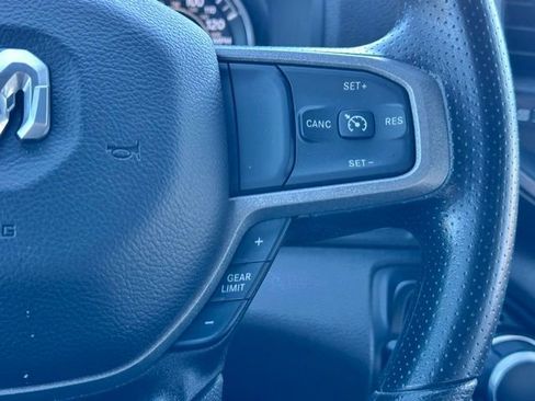 Used 2024 RAM 2500 Tradesman w/ Chrome Appearance Group image 18