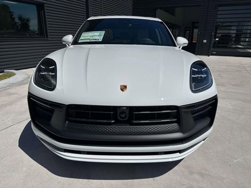 New 2026 Porsche Macan GTS image 6