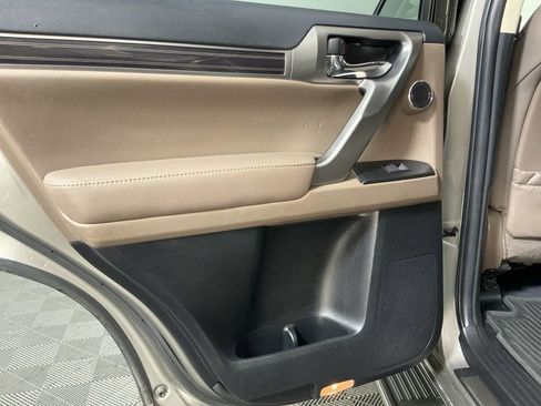 Used 2022 Lexus GX 460 Premium image 26