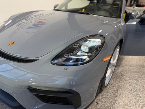 Used 2023 Porsche 718 Boxster Spyder RWD image 61