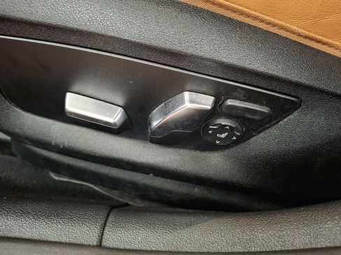 Certified 2023 BMW 530i xDrive w/ Premium Package image 10