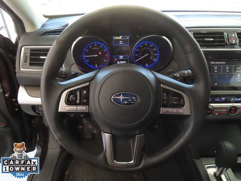 Used 2017 Subaru Outback 3.6R Touring image 17