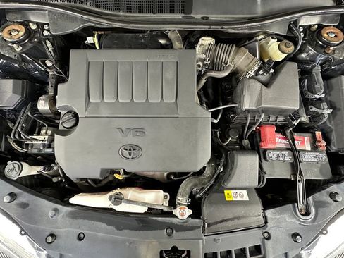 Used 2017 Toyota Camry XLE w/ Advanced Technology Package FWD image 39