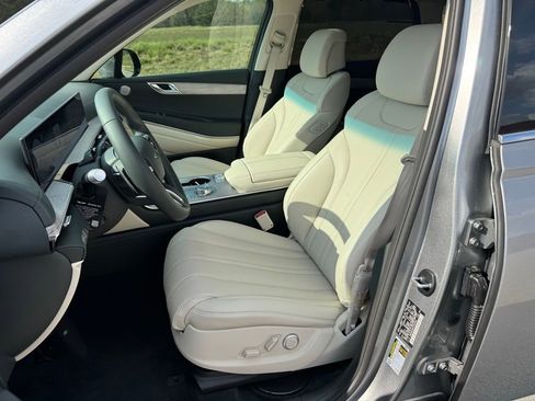 New 2026 Genesis GV80 2.5T Select image 17