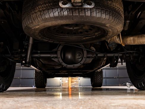 Used 2017 GMC Sierra 1500 SLT w/ Enhanced Driver Alert Package image 15