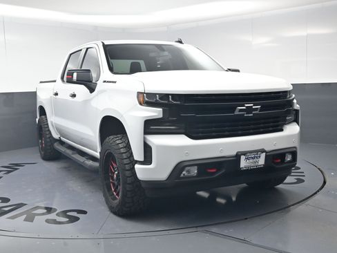 Used 2022 Chevrolet Silverado 1500 RST w/ Redline Edition image 3