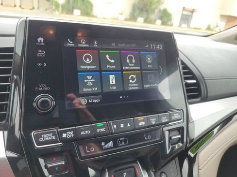 Used 2024 Honda Odyssey Touring image 21