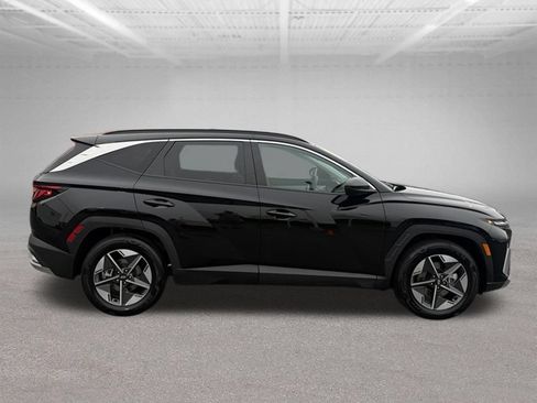 Used 2025 Hyundai Tucson SEL FWD image 14