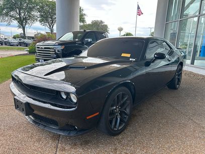 Used 2020 Dodge Challenger SXT w/ Blacktop Package