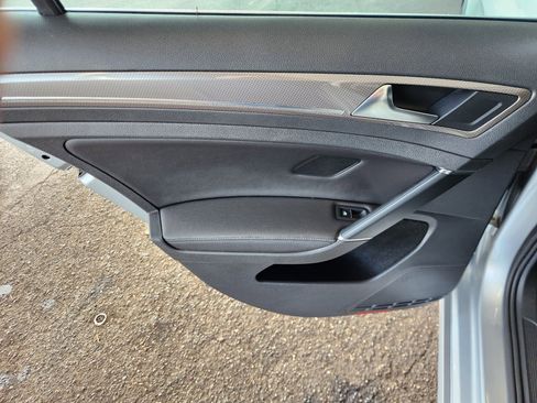 Used 2017 Volkswagen Golf Alltrack SEL image 13