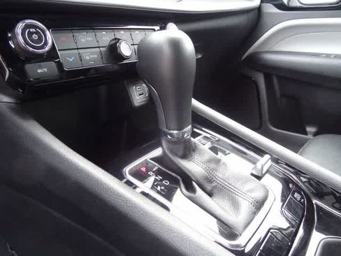 Used 2025 Jeep Compass Limited AWD/4WD image 32