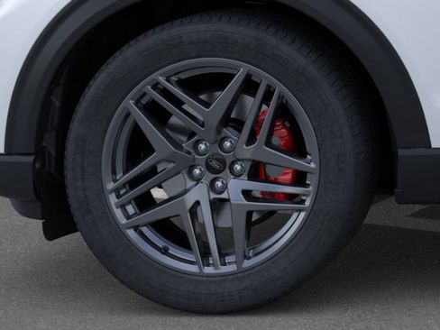 New 2026 Ford Explorer ST-Line w/ ST-Line Street Pack AWD/4WD image 19
