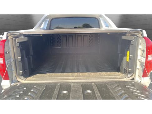 Used 2013 Chevrolet Avalanche LS AWD/4WD image 20